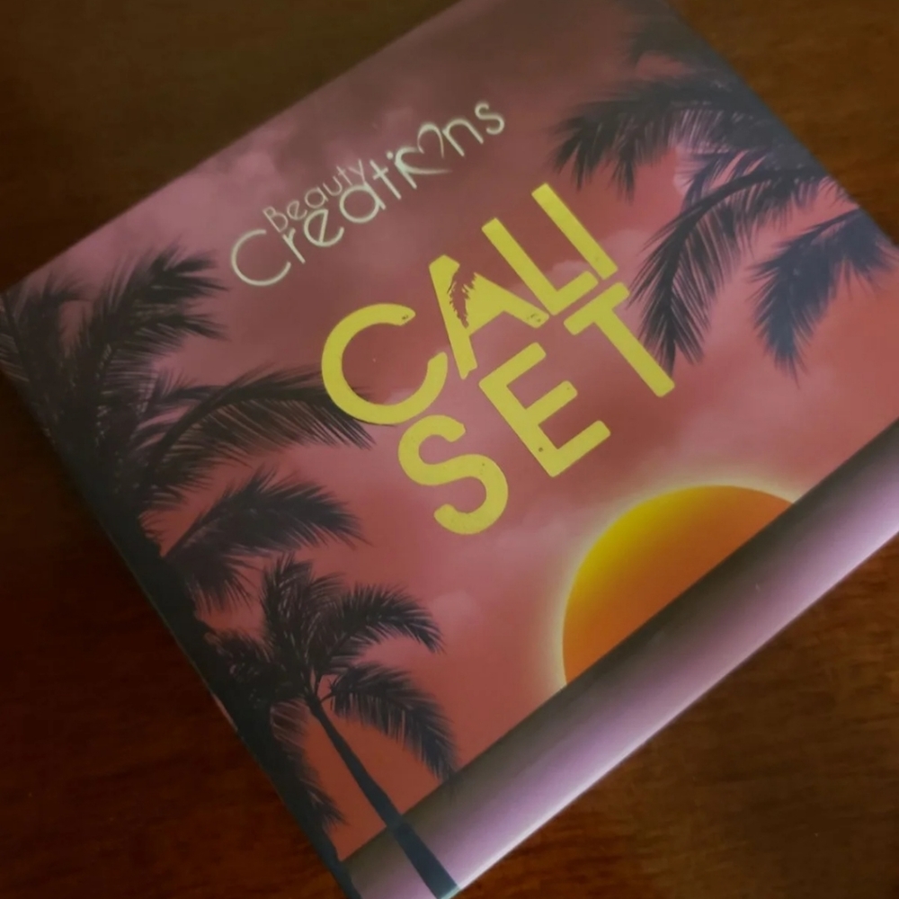 Beauty Creations Cali Set Eyeshadow Palette